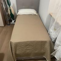 Letto singolo  con materasso e cuscino