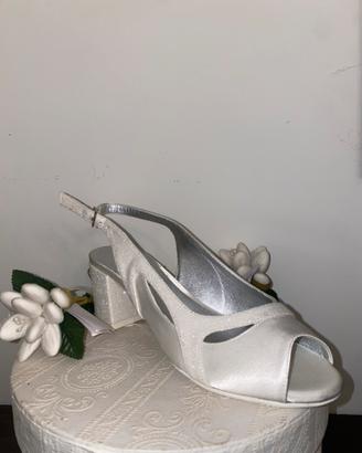 Scarpe da sposa in raso. N.36