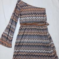 Vestito monospalla stile missoni