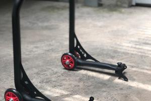 Cavalletto per minibike, pit bike, OH VALE