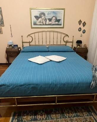 Letto in ottone