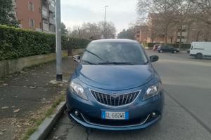 Lancia Ypsilon Gold plus Hybrid