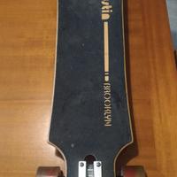 skate longboard Bustin  Maestro5  pushing e cur