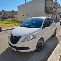 LANCIA YPSILON 1.2 GPL 2014