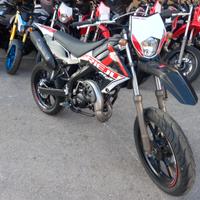 NUOVO MOTARD Rieju MRT 50 NERO-MOT. 2T MINARELLI