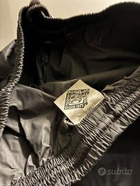 Casco , giacca , panataloni Tucano