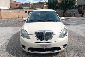 Lancia Ypsilon 1.2 16V Argento solo 89000 km