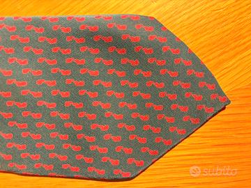 Cravatta Yves Saint Luarent