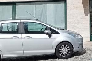 Ufficio-negozio - centrale Via Pomponio Amalteo