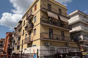 Ampio appartamento 100m2 con 5 vani