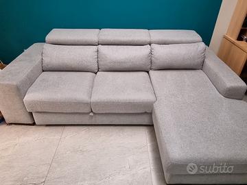 Divano ad L 3 posti come nuovo Poltrone&Sofà