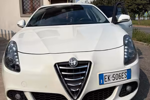 afla romeo giulietta 