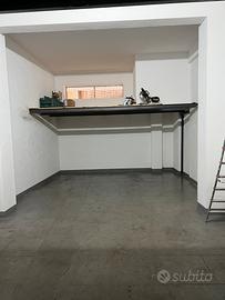 Magazzino via ammiraglio Rizzo via leotta