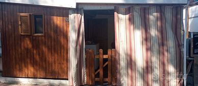 ROULOTTE CON PREINGRESSO PIU VERANDA 6 POSTI LETTO