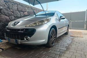 Peugeot 207 CC,