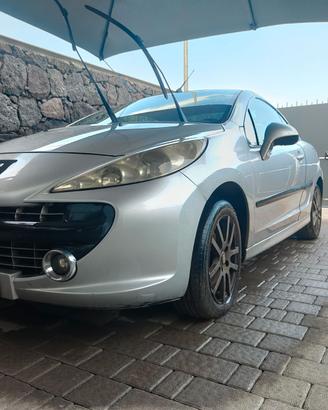 Peugeot 207 CC,