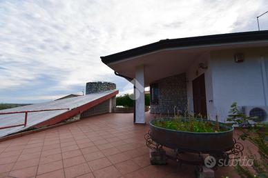 VILLA SINGOLA A MONTESCUDO - MONTECOLOMBO