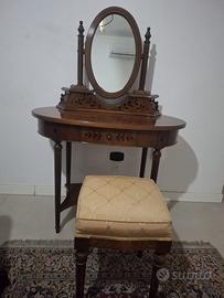 ballerina da arredamento in legno