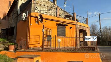 Appartamento indipendente a piano terra con grotta