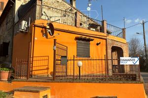 Appartamento indipendente a piano terra con grotta