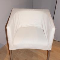 Poltrona bianca in ecopelle