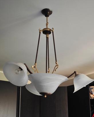 Lampadario moderno in ferro battuto 