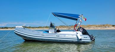 Sacs 530 con Mercury EFI 40/60