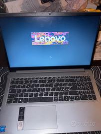 Computer portarile lenovo + carica batteria+ mouse