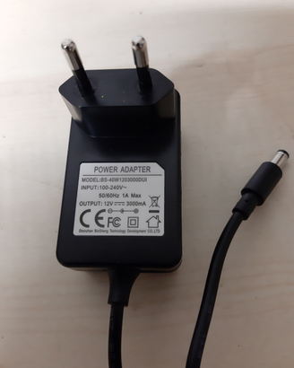 Alimentatore 12v/ 3A