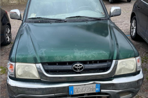 Hilux extra cab 4x4 anno 2003