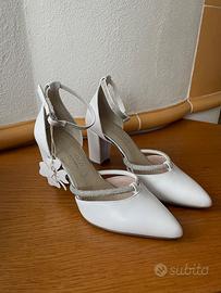 Scarpe con tacco
