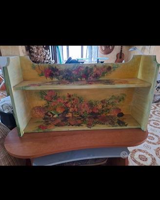 Mensola in decoupage