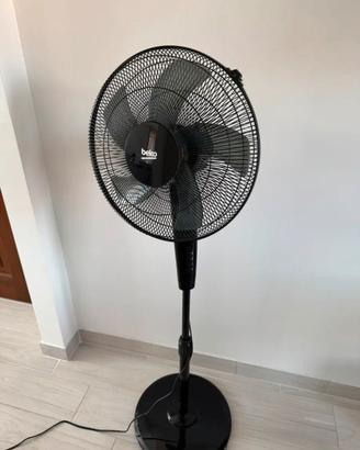 Ventilatore a piantana Beko