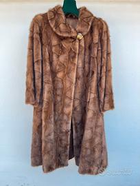Pelliccia Vintage in Vera Visone P. Freddo Milano
