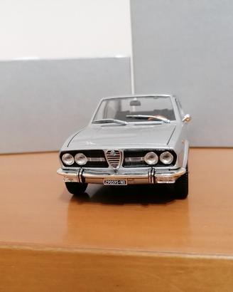 Alfa Romeo Alfetta 1:24 no Politoys Mebetoys Dinky