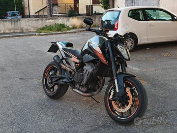 Duke 790