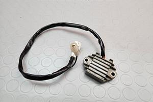 REGOLATORE TENSIONE YAMAHA WRF 250 2004 2005 YZF 2