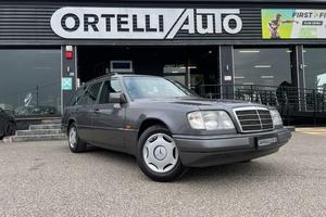 MERCEDES-BENZ E 200 S.W. Elegance DA COLLEZIONE