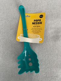Cucchiaio pasta servi spaghetti Papa Nessie Ototo