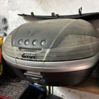Bauletto givi v46 con staffa