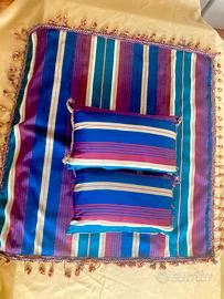 Centro tavola multicolore in tessuto doppio raso