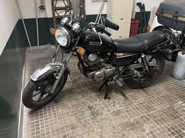 YAMAHA  SR 250