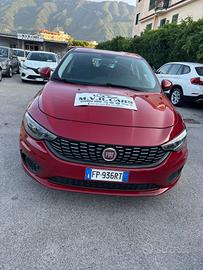 Fiat Tipo 1.6 Mjt S&S 5 porte Easy