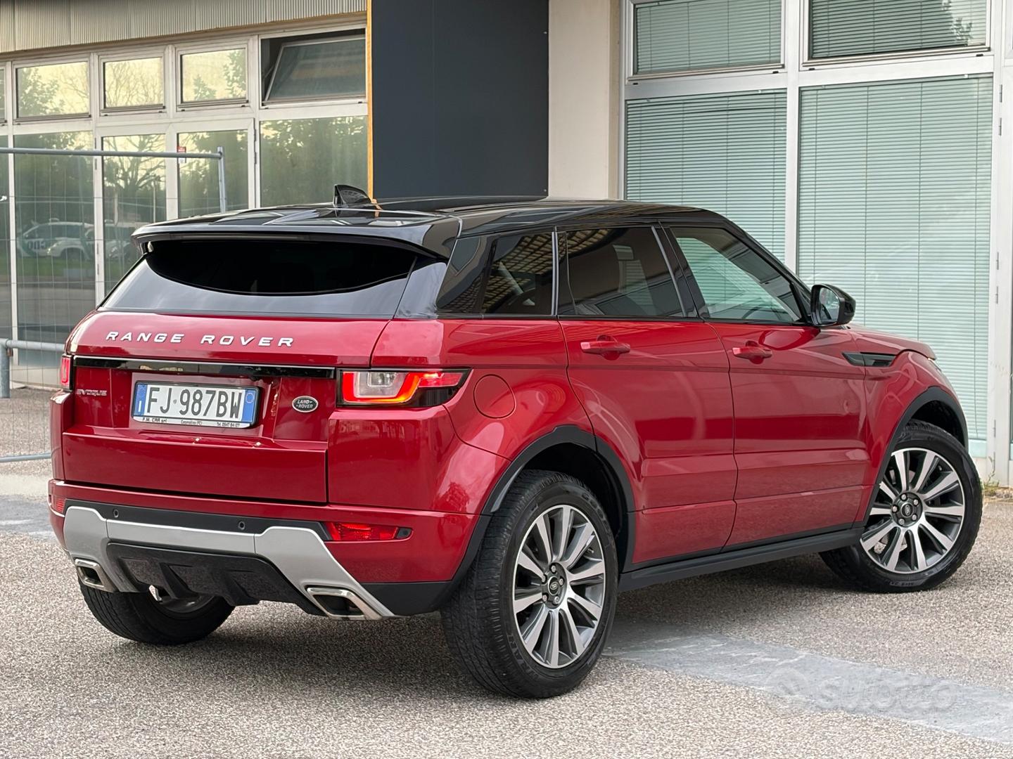 Land Rover Range Rover Evoque 2017 photo 4