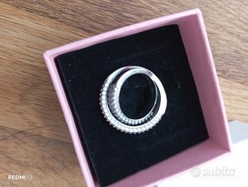 Pandora anello pavé fascia intrecciata