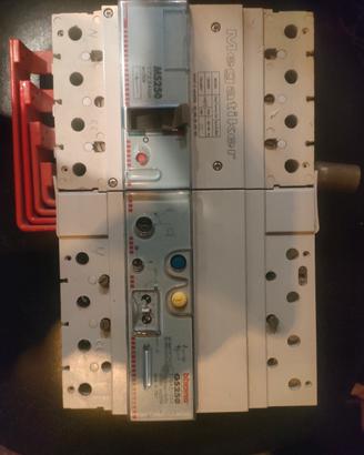 BTicino Megatiker 250a + differenziale gs250 4 pol