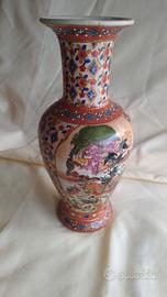 PORCELLANA VASO CINESE VINTAGE DIPINTO  a MANO 