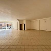 LOCALE COMMERCIALE DI 140 mq