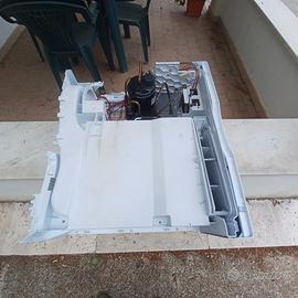 Basamento completo Asciugatrice Ariston Ftcd 872