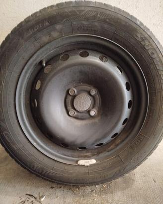 Cerchi in ferro per opel corsa.